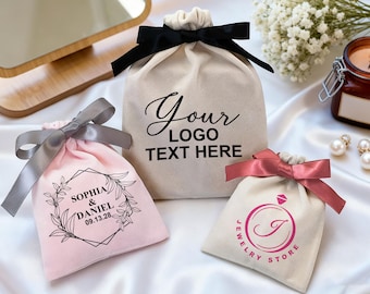 Bolsa de terciopelo con cordón y texto personalizado, bolsa de regalo para joyería personalizada, bolsas de regalo para joyería, bolsa de regalo con logotipo impreso, bolsas de terciopelo con cinta
