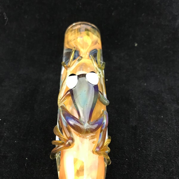 glass pipe, tobacco taster, onnie, frog sculpture, thick pyrex glass, borosilicate glass, smoking product, animal glass, handmade artwork