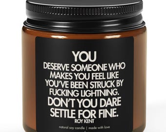 No te atrevas a conformarte con lo fino: vela con cita de culto para amantes de las películas y series de televisión clásicas, idea de regalo de 4 oz o 9 oz