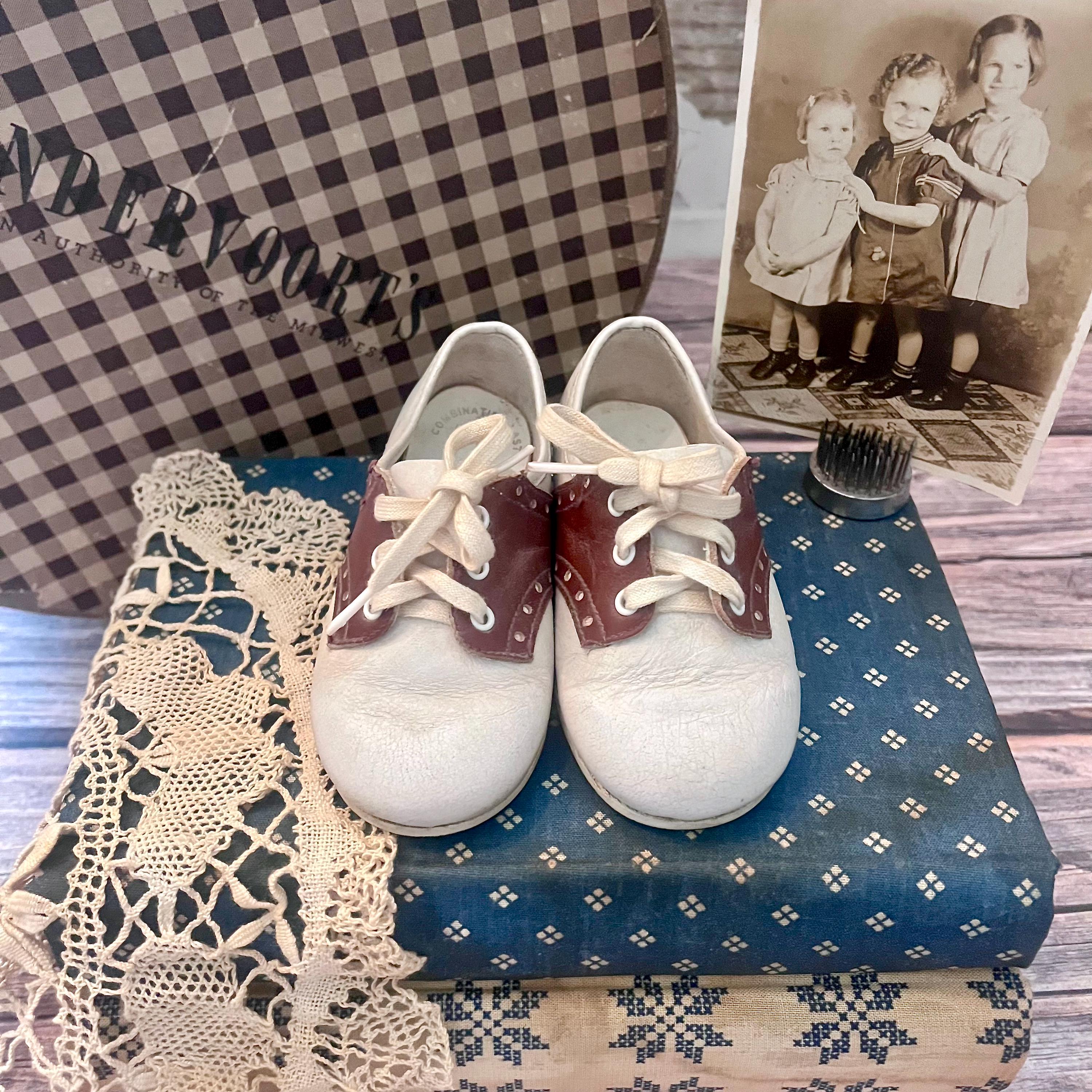 Vintage Child Saddle Shoes - Etsy