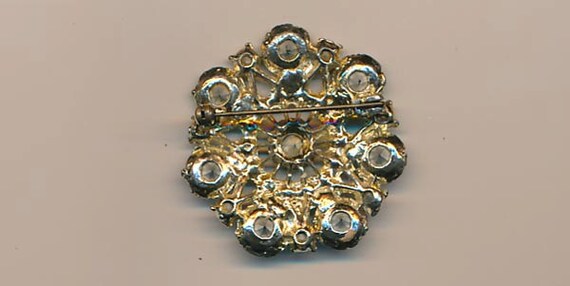 Sparkling vintage brooch - a burst of peridot aur… - image 2