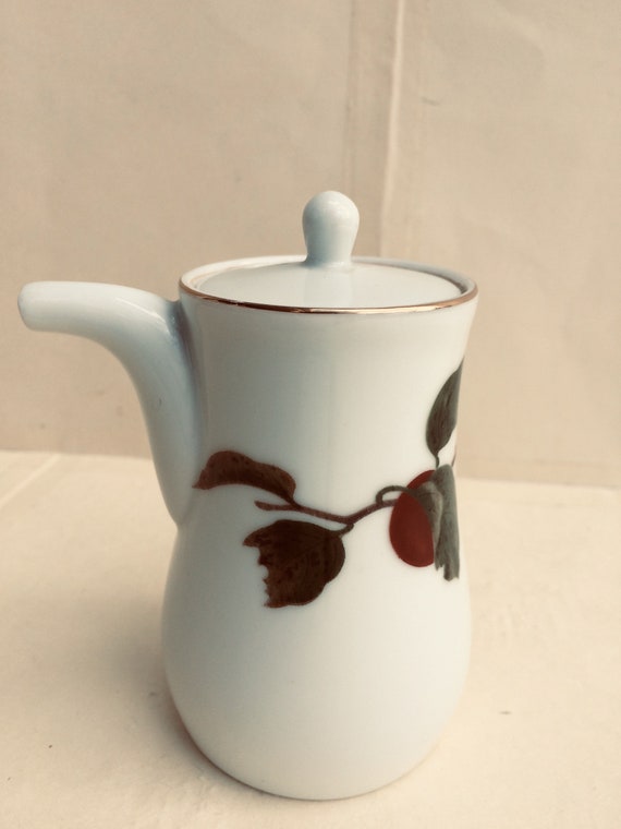 Vintage Japanese Fukagawa Arita porcelain dobin teapot with persimmon pattern