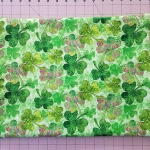 Green Shades of Clover! Placemats.