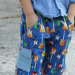 Boys Cargo Shorts sewing pattern for boys- sizes 3 months - 8 years, easy summer shorts pattern for beginners, pdf pattern Seamingly Smitten