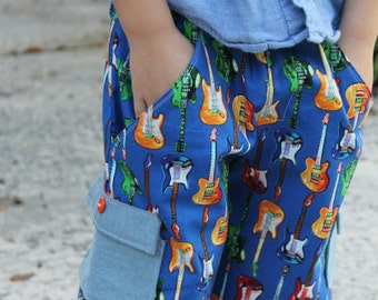 Boys Cargo Shorts sewing pattern for boys- sizes 3 months - 8 years, easy summer shorts pattern for beginners, pdf pattern Seamingly Smitten