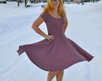 womens circle skirt dress pdf sewing pattern, women’s summer sundress sewing pattern, easy twirl skirt dress pattern, seamingly smitten