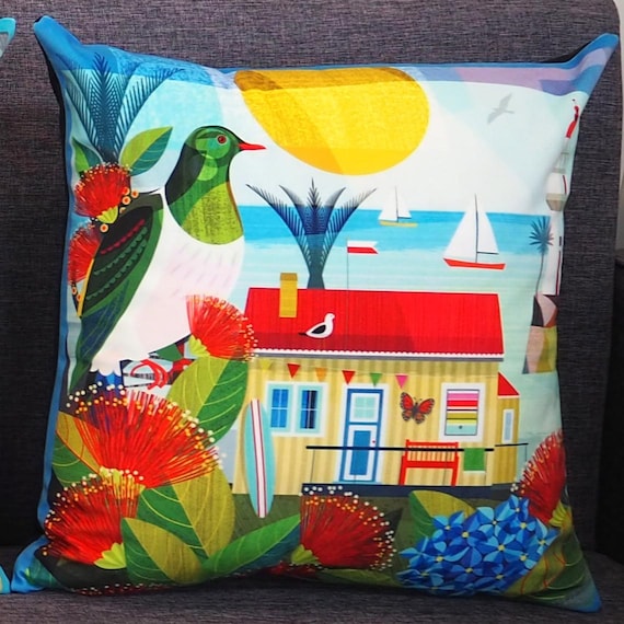 New Zealand, Kiwiana, Kereru and batch, cushion cover, C4