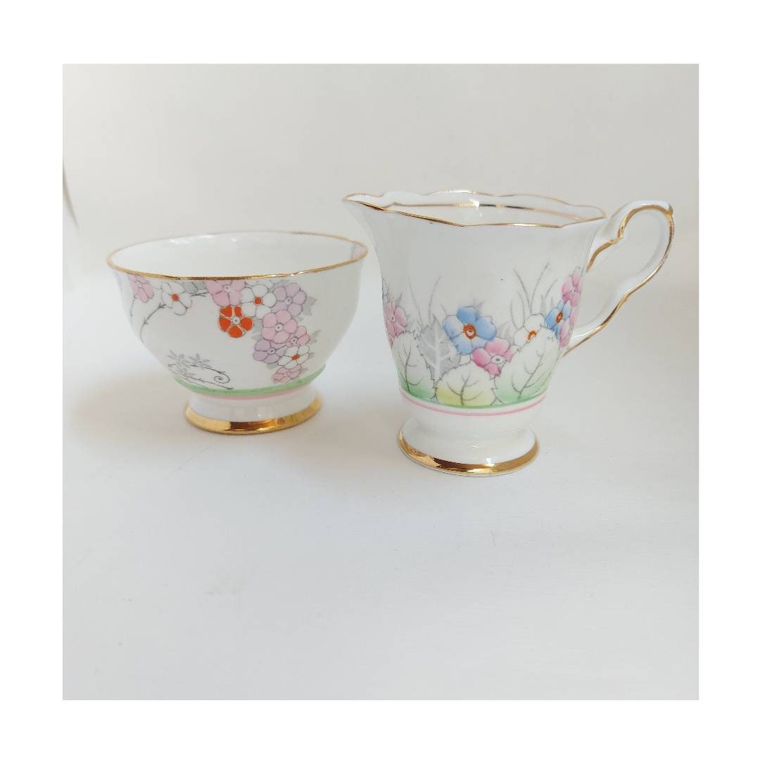 Excellent Condition Vtg Royal Stafford Heritage 1950s Cream and Sugar