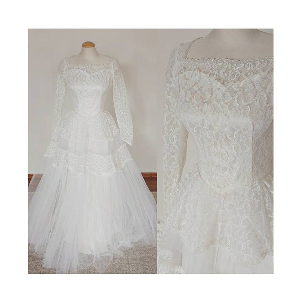 1950s/60s ivory lace and tulle wedding gown/dress - size 4/6 or S/M - ILGWU Union label