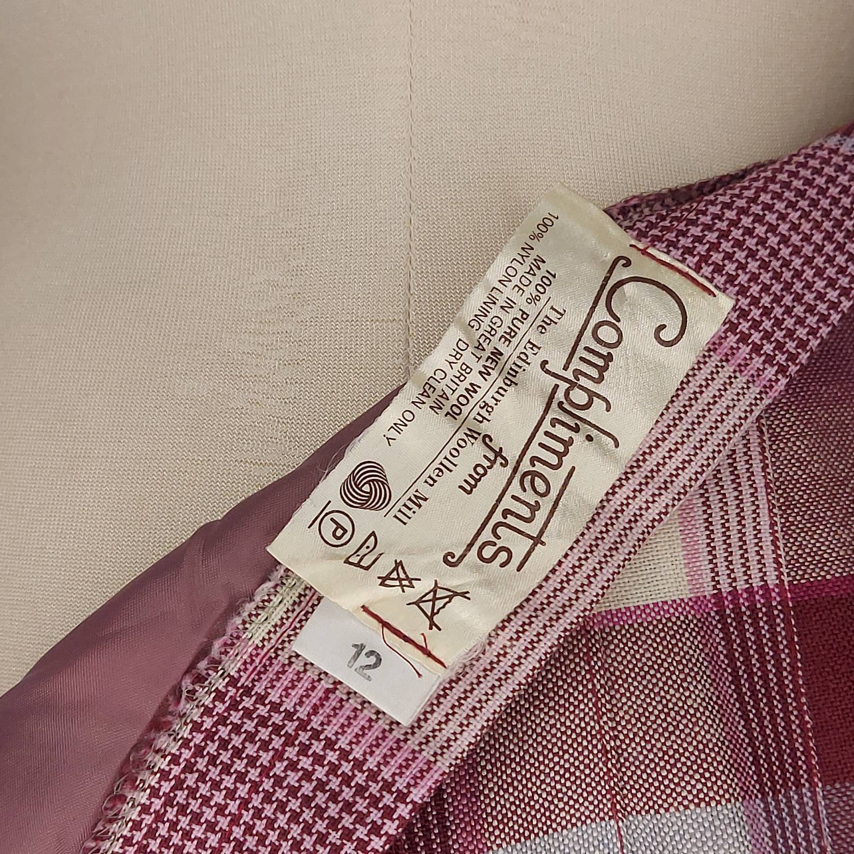 Tartan skirts clearance edinburgh woolen mill