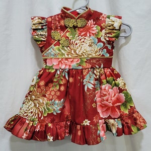 Kundenspezifisches Baby Cheongsam Rüschen-Kleid mit Stehkragen NB-3Y
