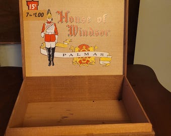 Vintage 1960s House of Windsor “palmas” Wooden Cigar Box — Cedar