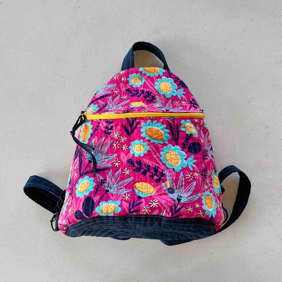 Hand Quilted Mini Backpack: Fuchsia Floral Small Purse - Etsy display picture 2