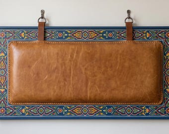 Cabecero de cuero marroquí / Marco de madera pintado a mano / Decoración de dormitorio boho / Hecho a mano por artesanos / Tamaños disponibles: individual, matrimonial, queen y king / Cabecero de pared único
