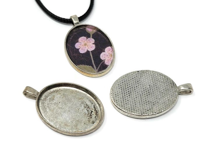 Large Oval Pendant Bezel - 90 piece lot - Antique Silver Oval Cabochon Tray - 29mm by 22mm