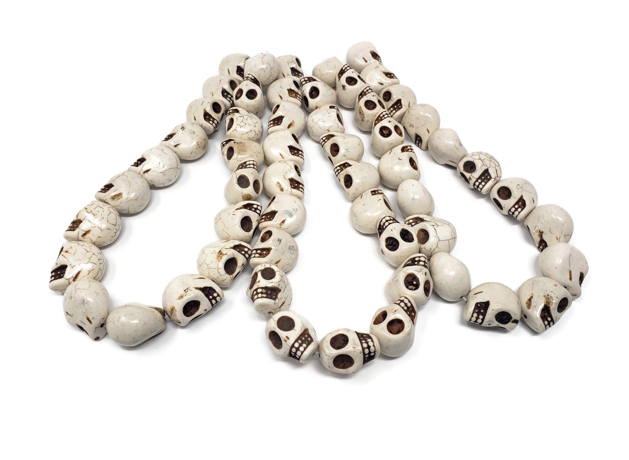 Bone White Howlite Extra Large Skulls 18 Skull Beads 23mm x 21mm x
