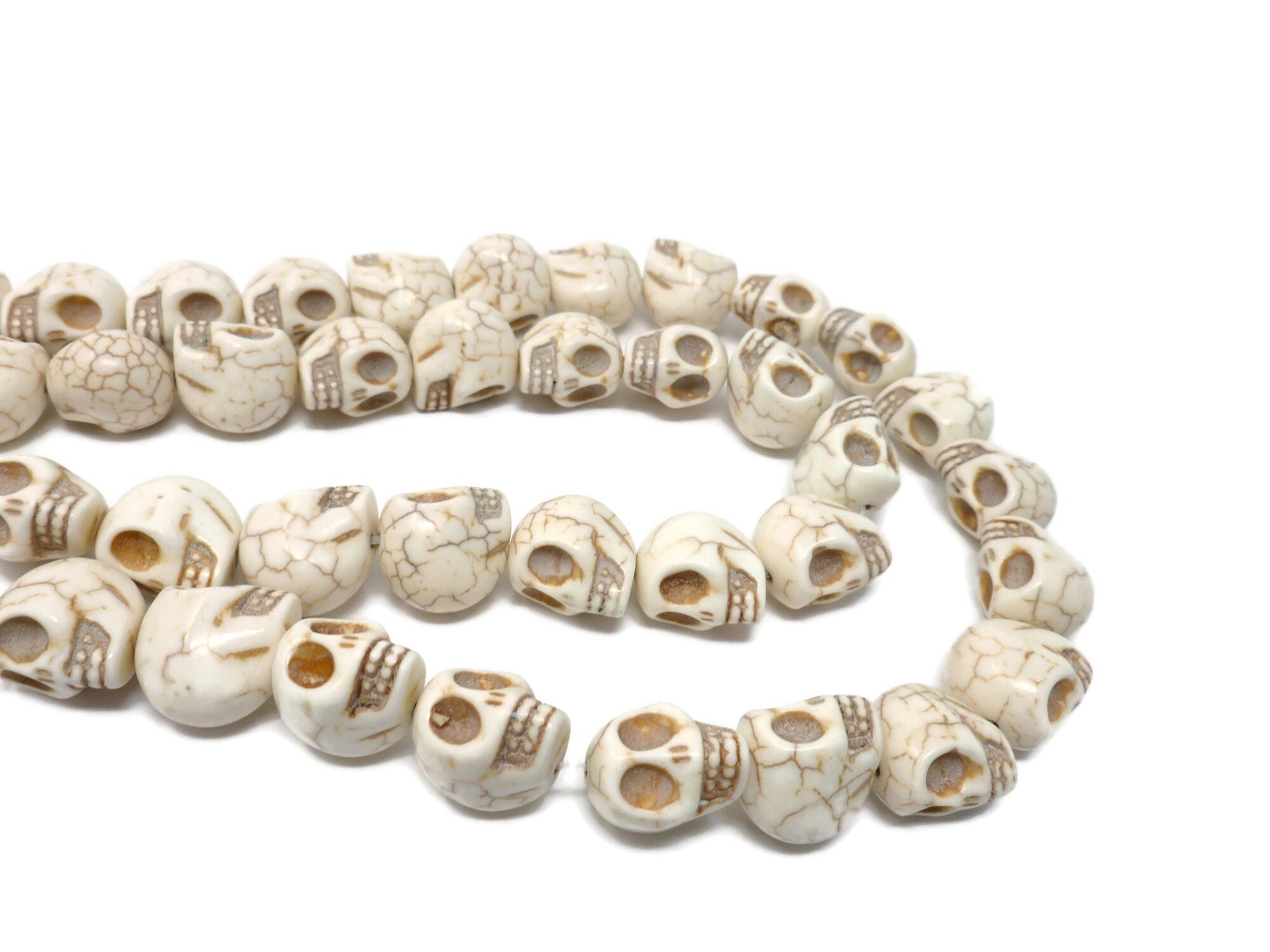 Bone White Howlite Large Skull Bead - 18mm x 17mm x 14mm - 21 beads
