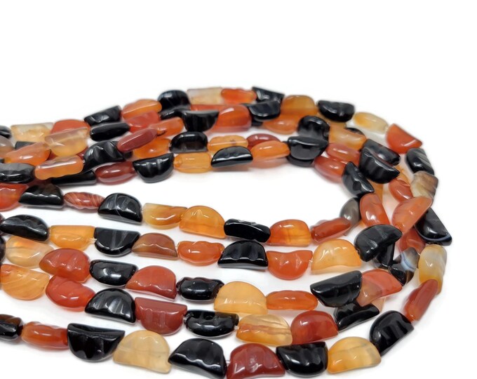 Red and Black Agate Carved Half Moon Bead - 34 beads - 12x7mm - whole strand