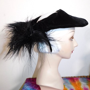 Vintage 30s 40s Francois Modes Open Crown Figure 8 Feathers Velvet Hat