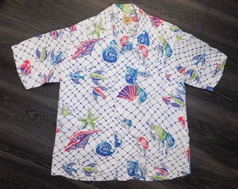 Rare 1940s Cold Rayon Tropical Fish & Shells in Netting Print Hawaiian Shirt by Hollywood Rambler S