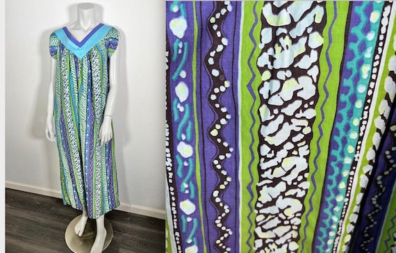 Fab Vintage Sydney Honolulu Early 60s Cotton MuuMuu Dress w Pockets XS