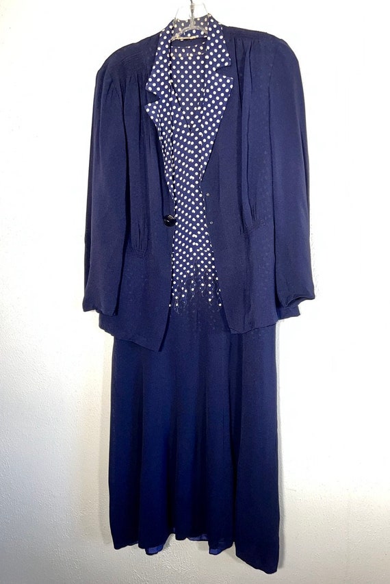 Vintage 1940s Cold Rayon Navy Polka Dot Dress & J… - image 10