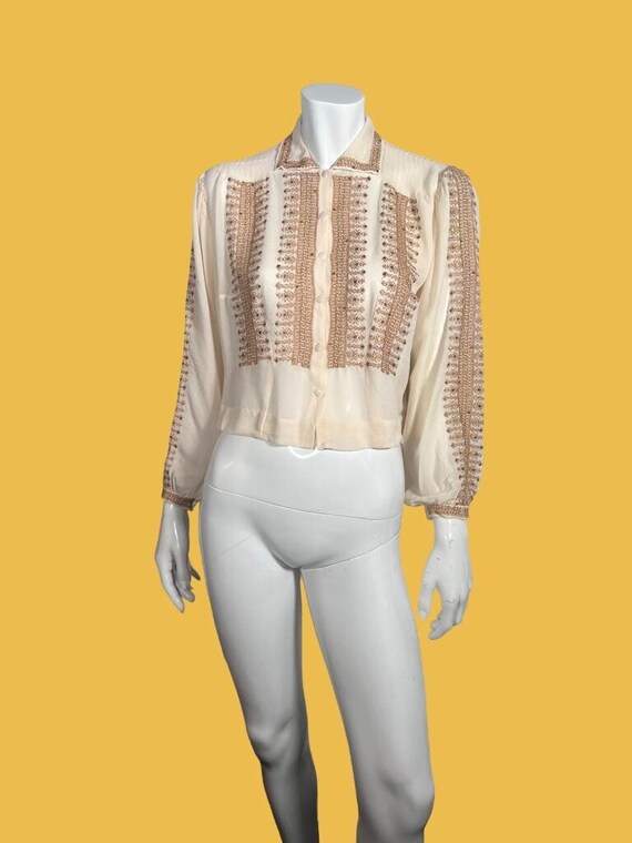 Beautiful Vintage 20s To 30s Hungarian Embroidere… - image 1