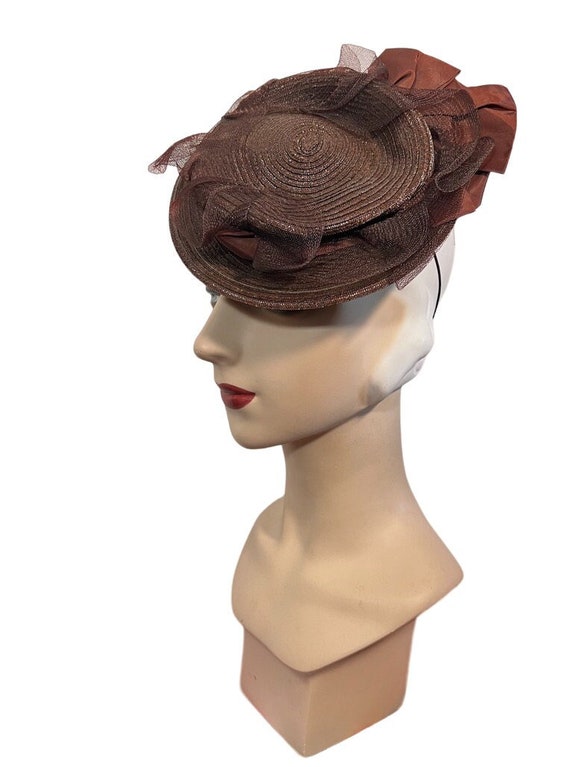 Adorable Vintage Late 30s Brown Straw Tilt Hat Dol