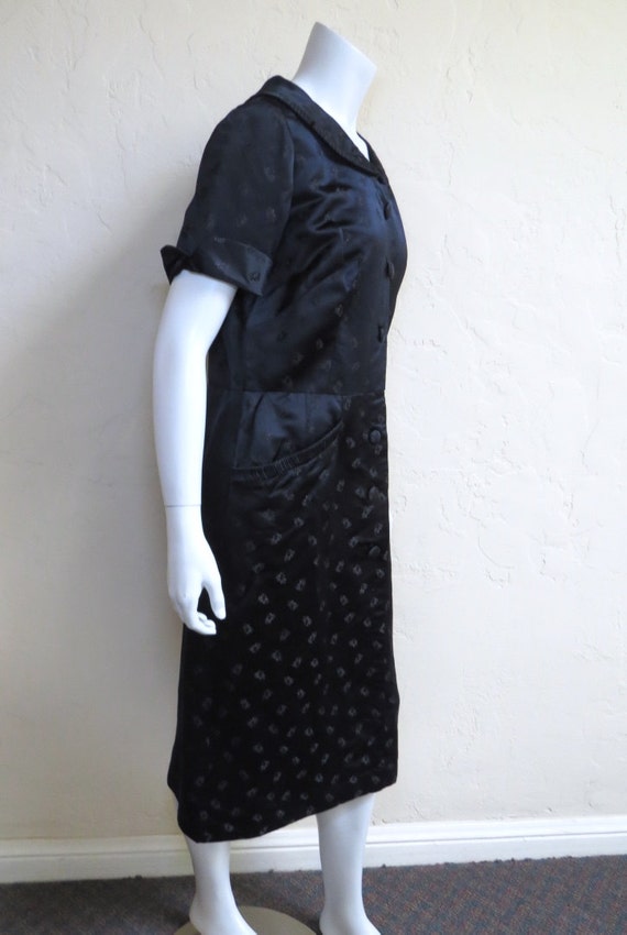 Lovely Vintage Late 40s Silk Brocade Collared Dre… - image 2