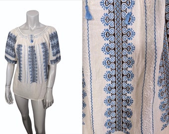 Vintage 1940s Embroidered Hungarian Peasant Blouse in White & Blue