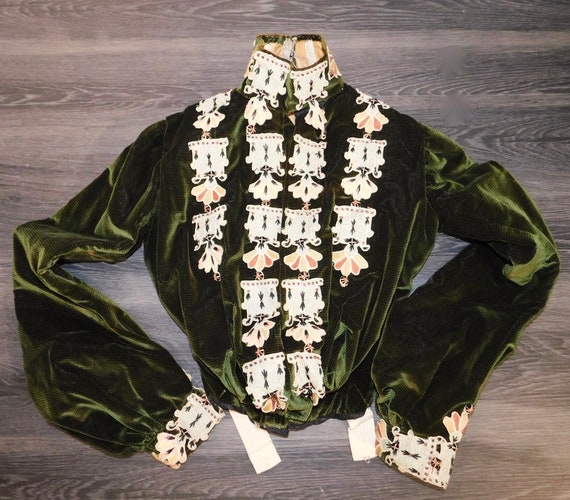 Amazing Circa 1890s Victorian Green Velveteen Bodi