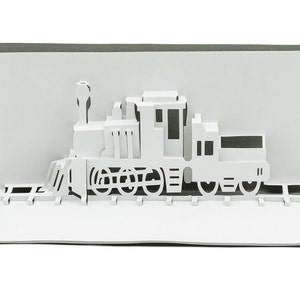 Cartão em branco pop-up 3D da locomotiva: design de kirigami feito à mão para entusiastas de trens, fãs de ferrovias e aniversariantes
