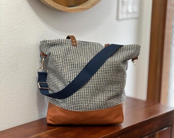 Handmade Wool & Leather Crossbody Bag – Minimalist Everyday or Weekender Tote | Raven and Thread PDX