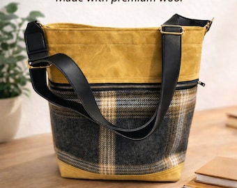 Modern Two-Tone Waxed Canvas Tote Bag – Premium Wool Accent | Everyday Carry Tote | Handmade Style Bag