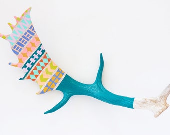 Painted Antler - EXTRA LARGE Fallow - Multicolor Pattern