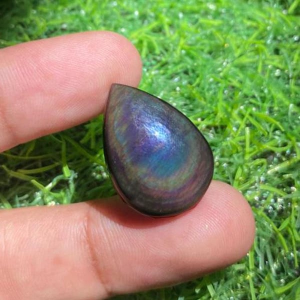 Elegante natuurlijke regenboogoog obsidiaan edelsteen cabochon, peervorm, 15 karaat, 24 x 16 x 5 mm
