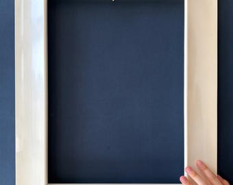 Moderner und minimalistischer Massivholzbilderrahmen, weißer Ölgemälderahmen, kundenspezifische Größe, Kunstwandbehang, Galeriewandrahmen