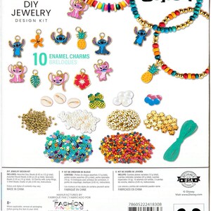 Puede incluir: Kit de dise&ntilde;o de joyer&iacute;a DIY con Stitch de Disney. El kit incluye cuentas coloridas, dijes de esmalte y cord&oacute;n el&aacute;stico. Los dijes incluyen a Stitch, pi&ntilde;as y flores. Dise&ntilde;ado en EE. UU. y adecuado para mayores de 8 a&ntilde;os.