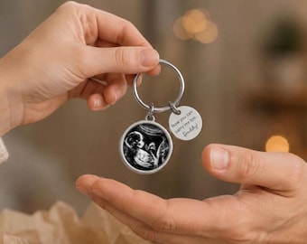 Personalized Ultrasound Baby Photo Keychain Gift for New Daddy to Be, Custom Fathers Day Gift for Husband, S-009