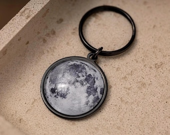 Black Moon Phase Keychain, Personalized Gift for Him or Her, Birthday Gift for Boyfriend or Girlfriend, Custom Gift for Dad or Mom, S-244