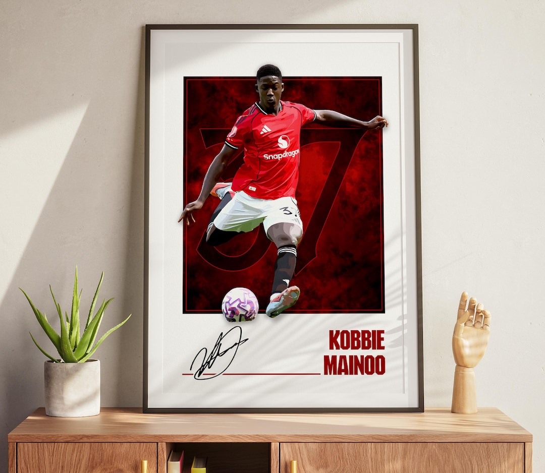 kobbie-mainoo-football-poster-manchester-red-vector-art-print-etsy