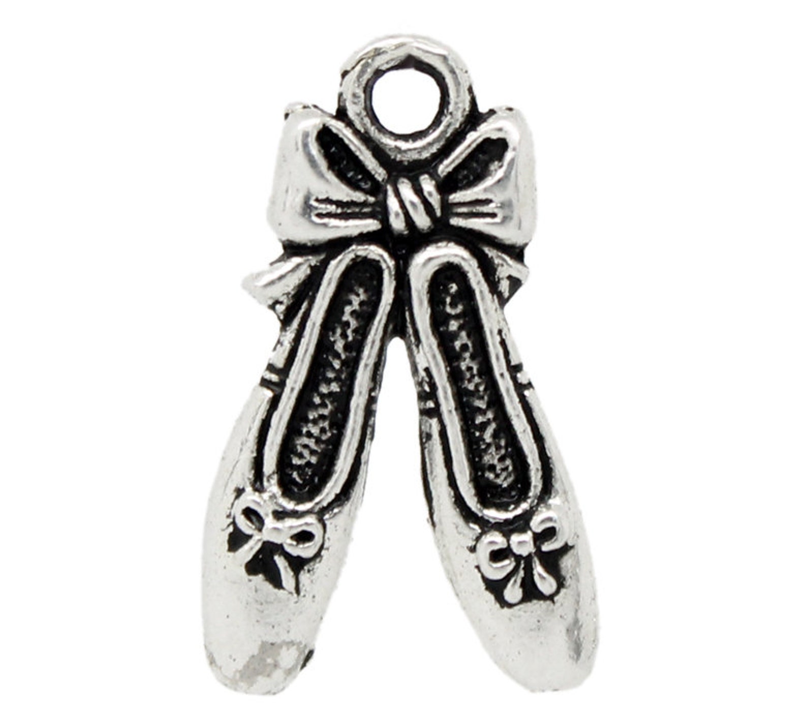 10 antique silver ballet charms, 21x13mm, jewelry making supplies, charms (1132)