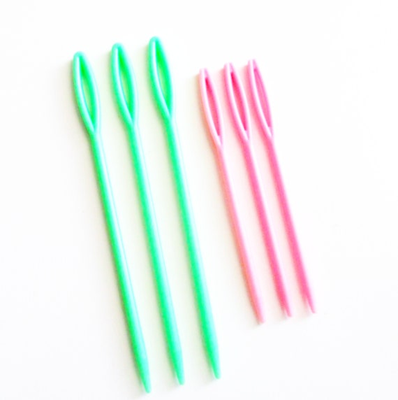 Green Pink Plastic Sewing Yarn Needles, Knitting, Crochet, Hand Needle  Notion G1724 