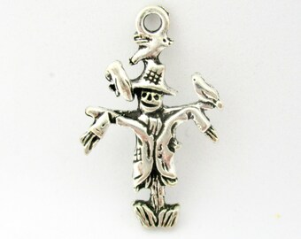10 Scarecrow Antique Silver Charms, 25x15mm Charms, Jewelry Making Supplies  G1780