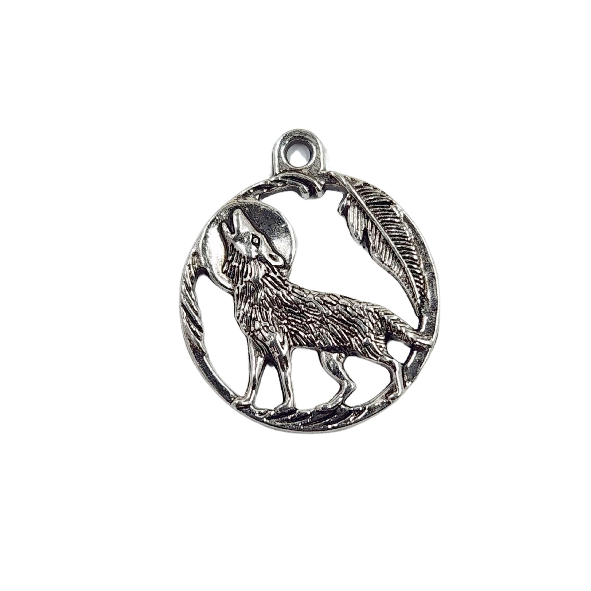Wolf Round Antique Silver Charms, Pack of 4, 25x21mm