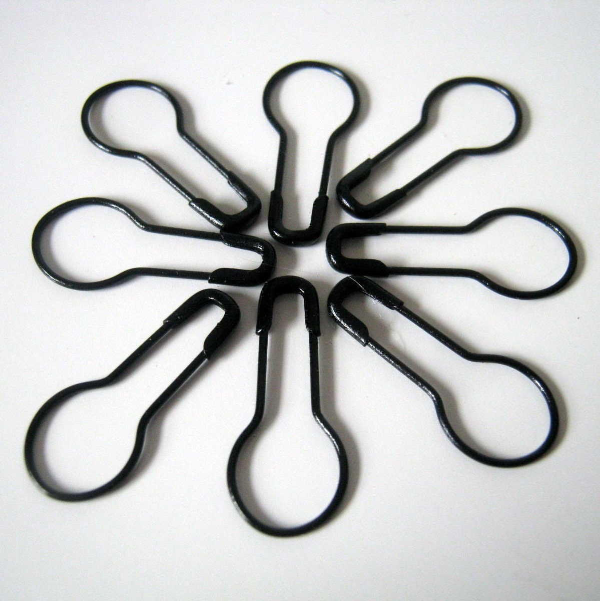 Black Safety Pins Pear Shaped, Pack of 50/100, Craft Supplies, Supplies, Safety  Pins 
