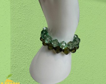 Vintage Set of Two Green Faceted Bead Stretch Bracelets