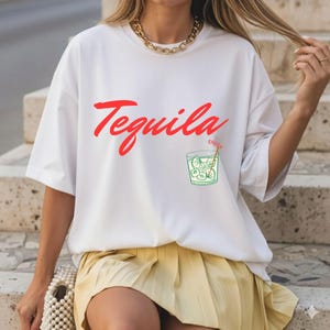 Camiseta com estampa "Tequila" e coquetel | Estampa Fiesta nas costas