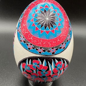 Huevo de ganso de doble yema Pysanky - Adorno hecho a mano / Regalo / Huevo de Pascua / Arte coleccionable