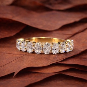 Oval Cut Lab Grown Diamond Wedding Band Oval Band Anniversary Ring DE/VS Lab Created Diamonds Oval Stackable Band Wedding Gift for Women